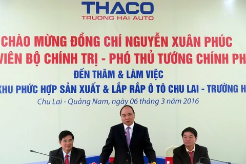 阮春福副总理探访了设在山城县的长海汽车股份公司（图片来源：越通社）