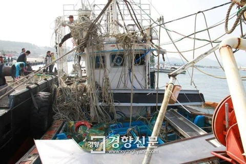201Dongkyeong号近海捕捞渔船附图（图片来源：越通社）