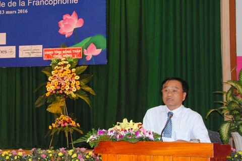 同塔省人民委员会主席阮文阳在仪式上发表讲话（图片来源：tintucmientay.com.vn）