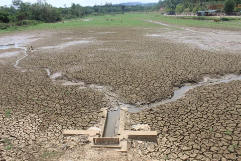 期干旱使该省水库出现枯竭状况。