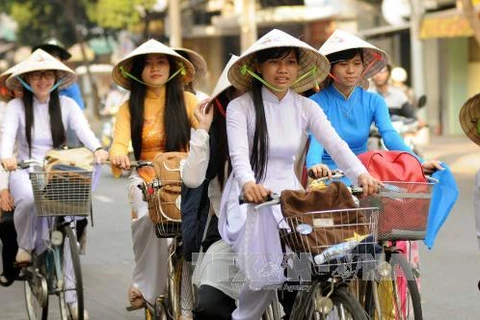 自行车游行宣传活动（图片来源：越通社）