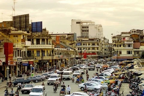 柬埔寨一条公路（图片来源：nationalgeographic.com）