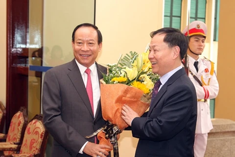 黎贵王副部长与孟庆丰副部长。（图片来源：http://cand.com.vn）