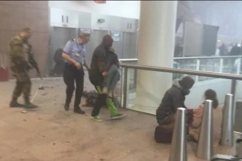 比利时首都布鲁塞尔扎芬特姆机场遭袭击