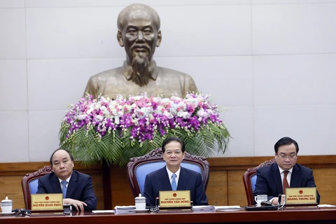 越南政府总理阮晋勇主持召开3月份政府例行会议（图片来源：越通社）