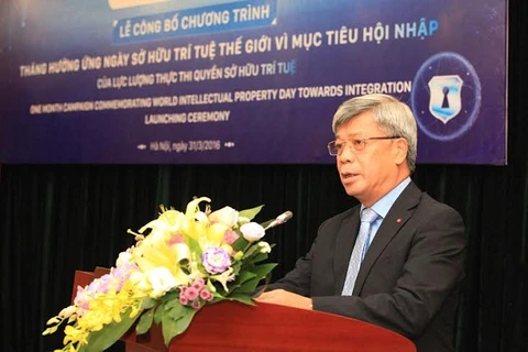 越南科学技术部副部长陈越青在仪式上发表讲话 