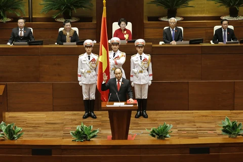 越南政府总理阮春福宣誓就职（图片来源：越通社）