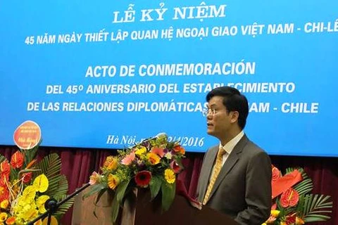 何金玉副部长发表讲话（图片来源：越南共产党电子报）
