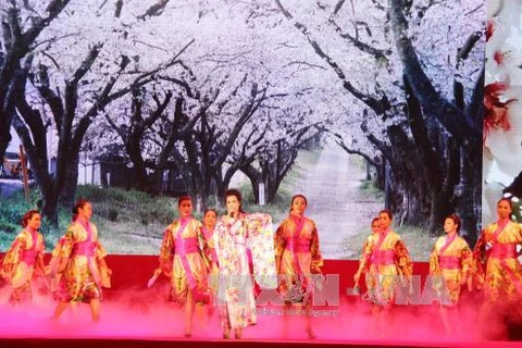 同奈省樱花节开幕式场景（图片来源：越通社）