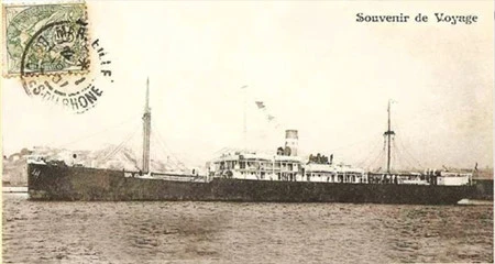 胡志明主席登上的拉图什.特雷维尔（Latouche Tréville）号商船，离开雅龙港去寻找救国道路