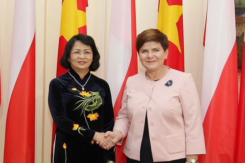 国家副主席邓氏玉盛会见波兰总理贝娅塔·席多（图片来源：越通社）