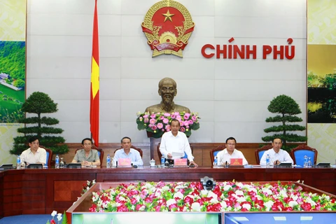 越南政府副总理张和平主持召开国家交通安全委员会视频会议（图片来源：越通社） 