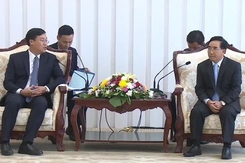 老挝国家副主席潘坎•维帕万会见越南胡志明共青团中央书记处第一书记黎国峰（图片来源：越南人民报）