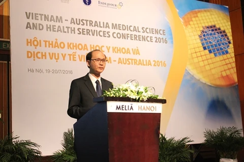 越南卫生部副部长黎光强在研讨会上发表讲话​（图片来源：http://nhtm.gov.vn/）