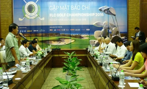组委会举行新闻发布会，介绍2016年FLC高尔夫球锦标赛相关信息。