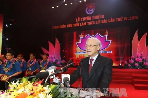 阮富仲总书记在表彰大会上发表讲话（图片来源：越通社）