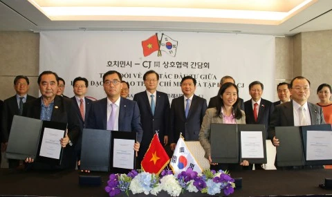 越南西贡贸易总公司（Satra）与韩国希杰集团（CJ）最近已签署­合作协议