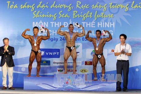 越南健美队夺得金牌（图片来源：越通社）