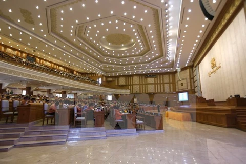 2月8日在内比都召开缅甸联邦议会会议全景。