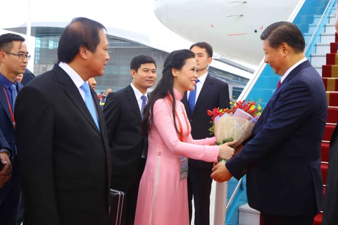 中共中央总书记、国家主席习近平抵达越南岘港国际机场 （组图）