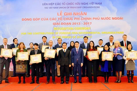 越南与外国非政府组织加强信息交换