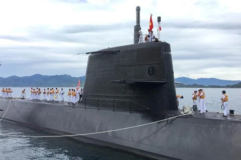 日本海上自卫队的潜舰黑潮访问金兰港