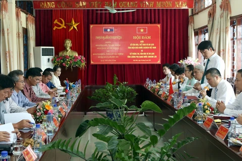 加强越南奠边省与老挝琅勃拉邦省旅游领域的合作