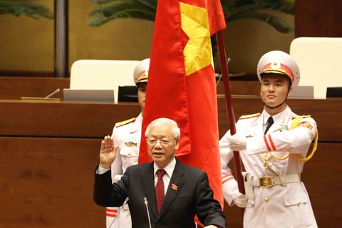 阮富仲同志宣誓就任2016-2021年任期国家主席(组图）