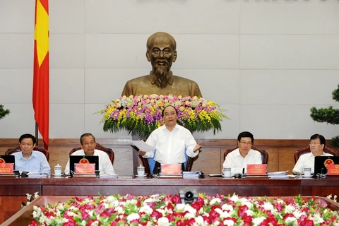 政府总理阮春福发表指导性讲话