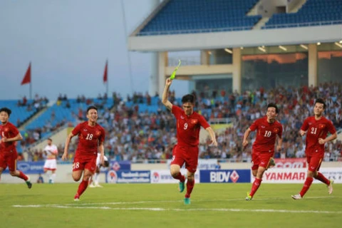 越南男足队2比0击败叙利亚队
