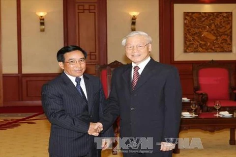 越共中央总书记阮富仲会见老挝人民民主共和国国家副主席潘坎·维帕万