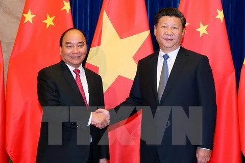 访问期间，阮春福总理同习近平主席举行会晤