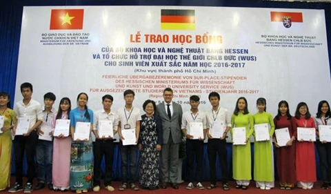 德国向越南大学生发放奖学金