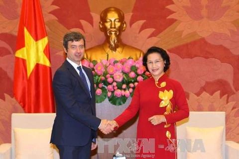 越南国会主席阮氏金银会见意大利司法部部长安德烈亚·奥尔朗多