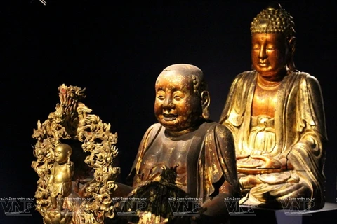 越南古佛像。