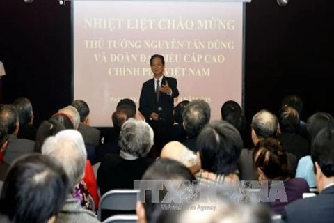 在法国的越南政府总理阮晋勇​ （图片来源：越通社）