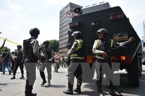 爆炸袭击发生后 印尼增派警察力量