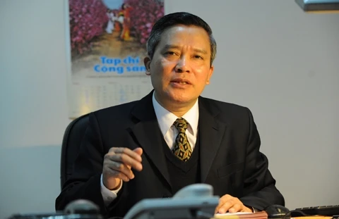 越南祖国阵线中央委员会副主席阮文玻