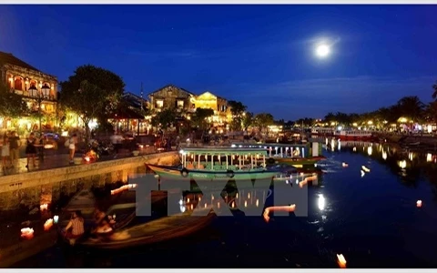 越南广南省会安古城已被美国旅游杂志Travel & Leisure评选为亚洲10个最佳城市之一。