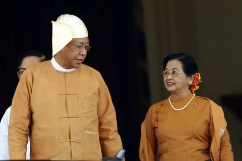 缅甸总统吴廷觉和夫人