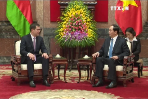 越南国家主席陈大光会见白俄罗斯国家安全委员会主席瓦列里•瓦库利奇克