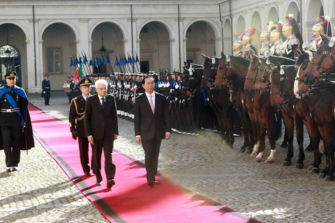 意大利总统举行隆重仪式，欢迎越南国家主席陈大光一行访问