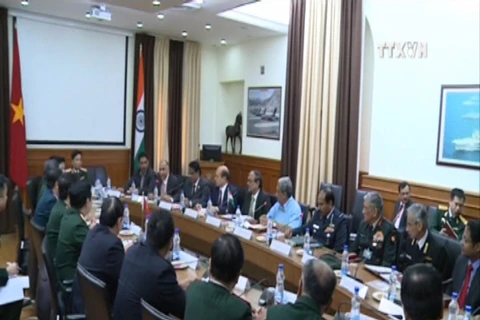 越南国防部部长吴春历大将对印度进行访问