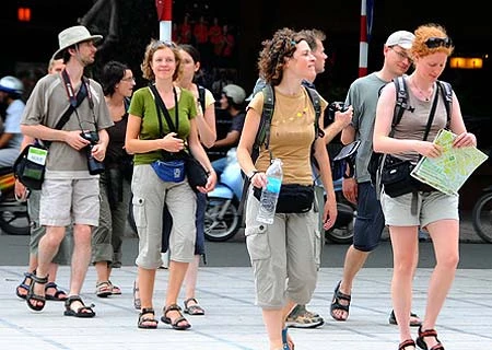 越南实行电子签证有利于吸引更多国际游客来越旅游