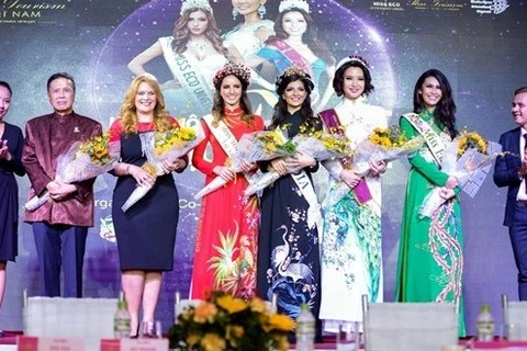 2017年越南旅游小姐大赛 才貌双全皆可入