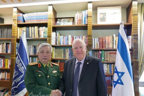 阮志咏上将与以色列总统鲁文·里夫林