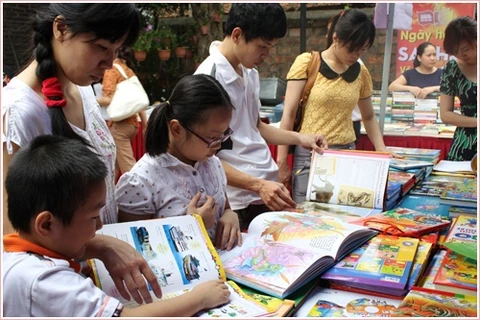 越南努力弘扬社区阅读文化