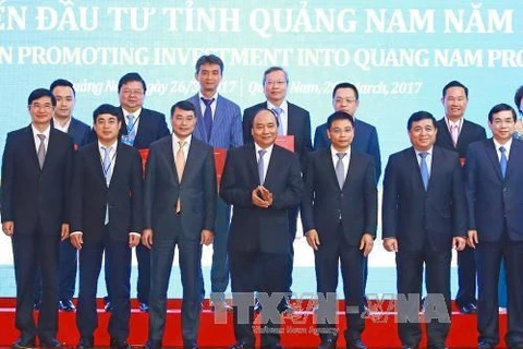 阮春福总理：广南省在投资活动中需实现国家、投资者和人民“三方互惠共赢”