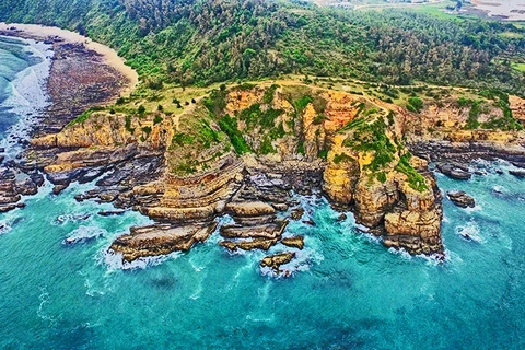 姑苏岛媚娇岩石滩之美。（图片来源：广宁报网）
