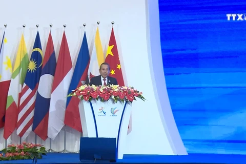 越南一向重视并支持东盟与中国的合作
